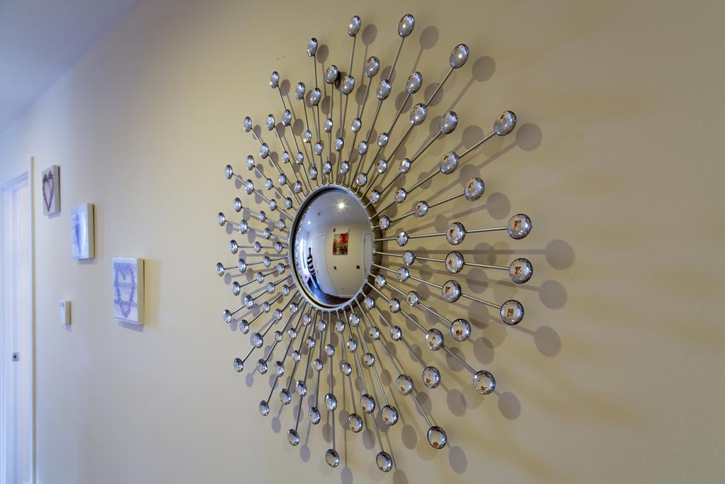Contemporary & Homely Penthouse, 2 Mins Walk From Cambridge Station, Lift Access, Secured Gated On-Site Parking, Self Check-In, Super Fast Wifi, Terrace & Sleeps 6 Екстер'єр фото